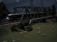 110-1084_IMG